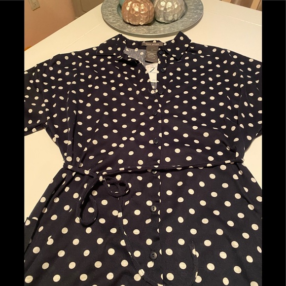 Brand new Suzy Shier button down navy blue polka dot dress - Picture 3 of 6